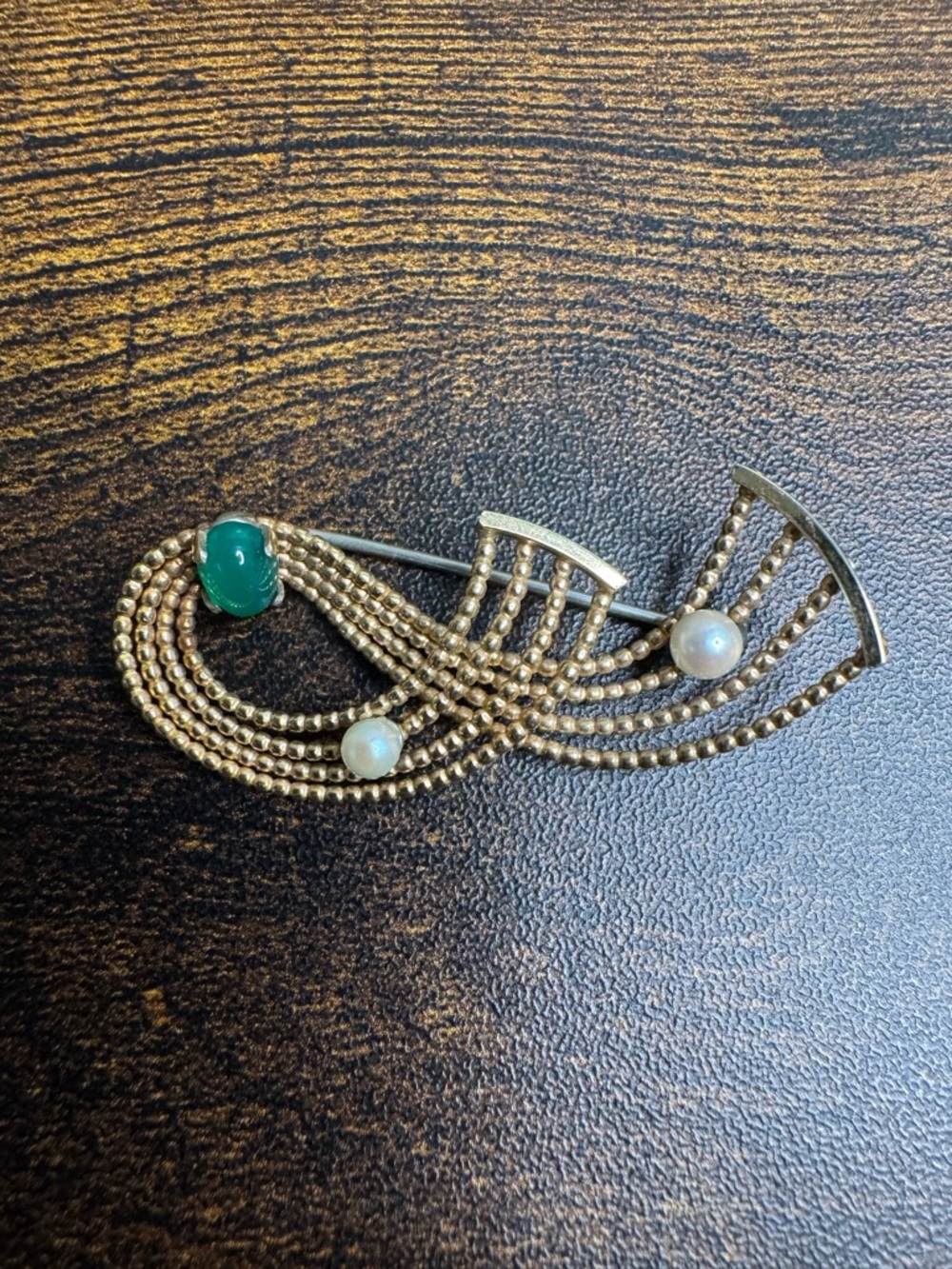 Krementz Jade and Pearl Wavy Pin Brooch 14K Gold Overlay Vintage Mid Century